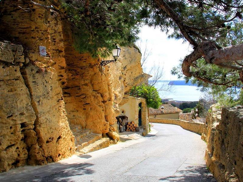 La Palmeraie Istres Exteriér fotografie